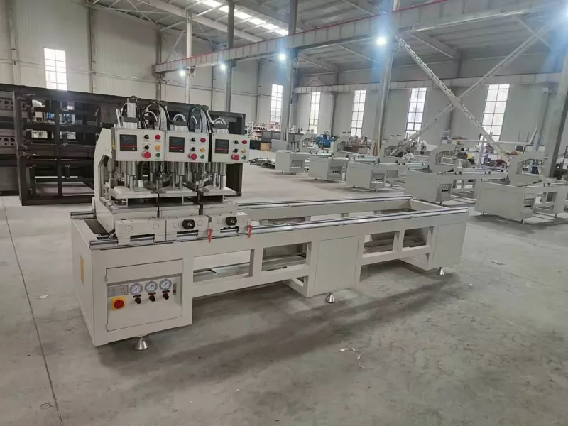 Lebulang Machine-k UPVC soldadura-makina aurreratuak abiarazten ditu leihoen fabrikaziorako
