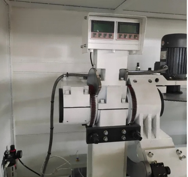 Erabat automatikoa Heavy Duty Gortina-hormako horma-zerra