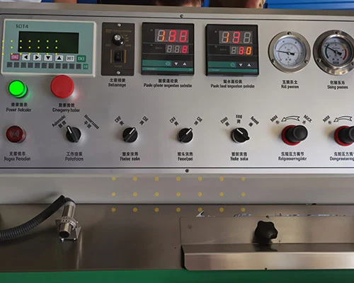 Butyl Sealant Coating Machine For Insulating Flass