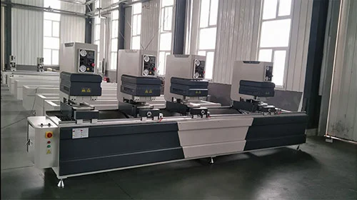 Industria-mailako PVC UPVC koloretako leihoen profila Joturarik gabeko soldadura-makina automatikoak 4 buru gogorrekin