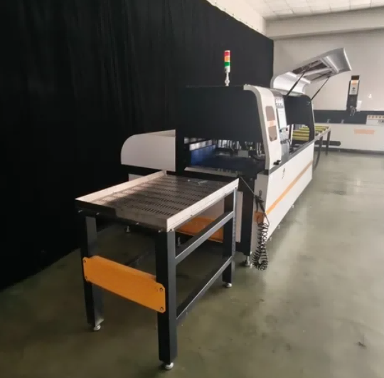 CNC ultrazehatza zerra zirkularra aluminiozko profil industrialetarako